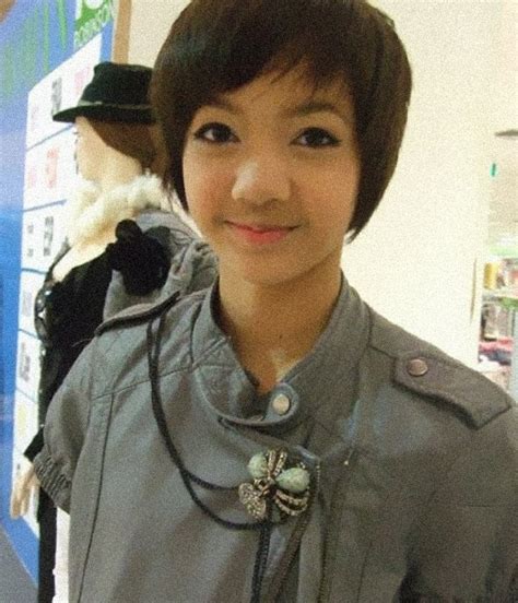 lisa yupoo